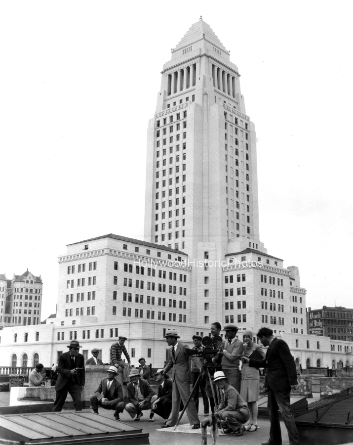 Los Angeles City Hall 1928 2 While the City Sleeps.jpg